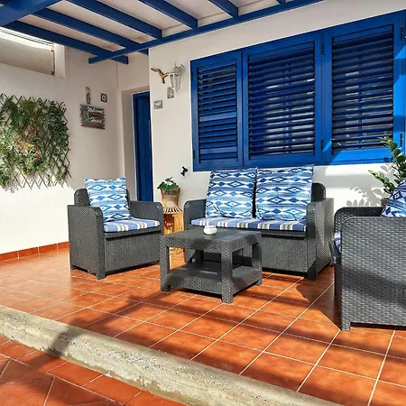 Casa Paca - Your Private Oasis In Lanzarote - Paradise By The Sea Tatil Evi